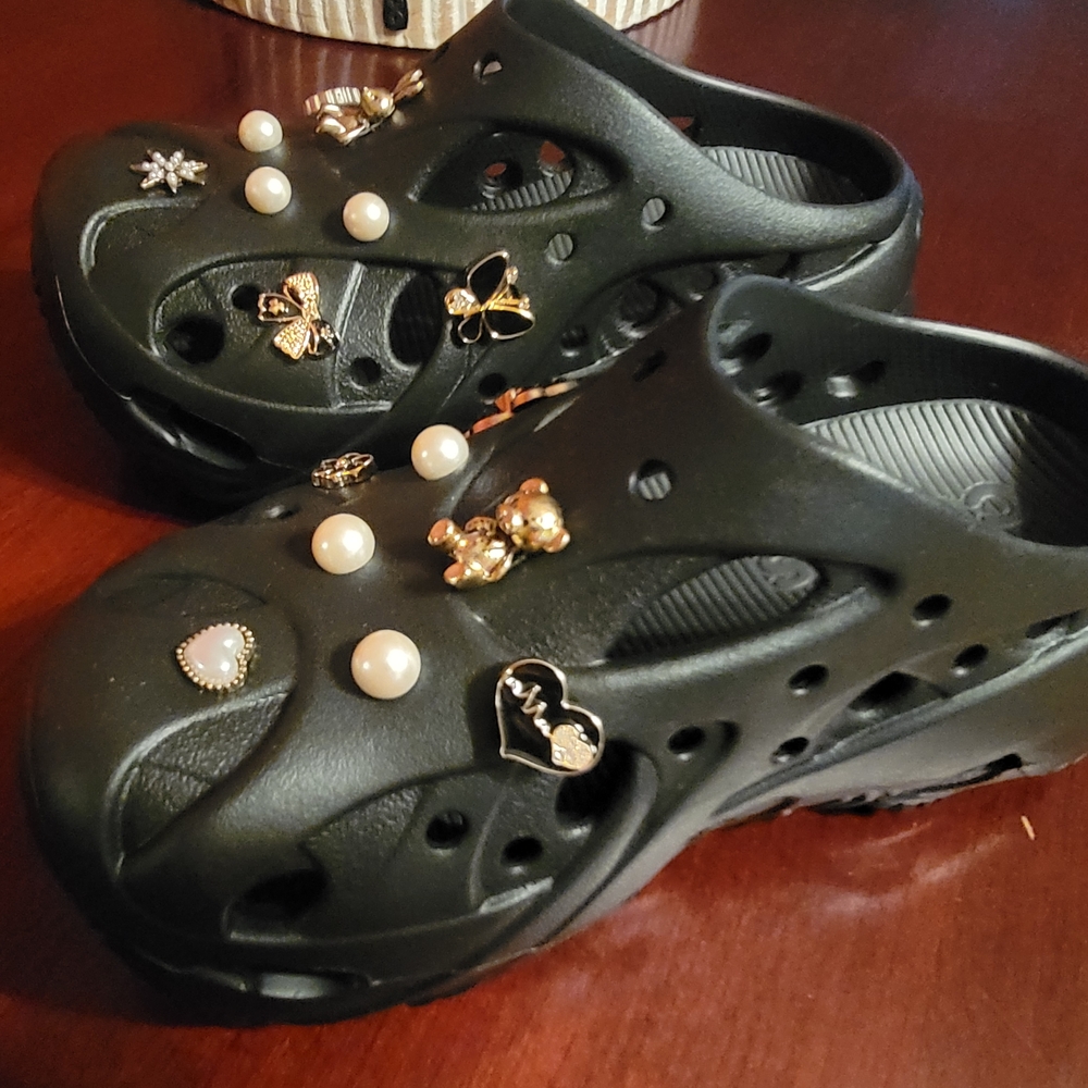 Crocs Caged Clogs Black with Jibbitz